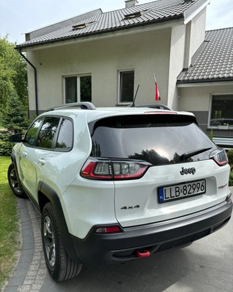 Jeep Cherokee cena 85000 przebieg: 168100, rok produkcji 2019 z Lubartów małe 596